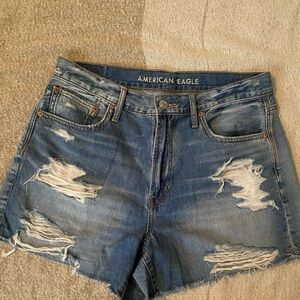 American Eagle Boyfriend Shorts